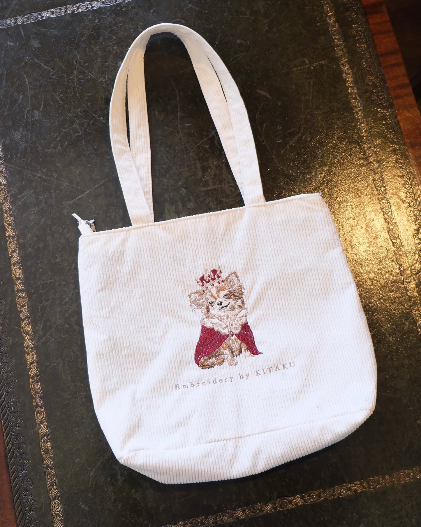 王様チワワのトートバッグ