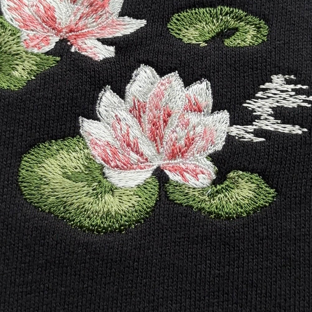 【新作】睡蓮と白鳥