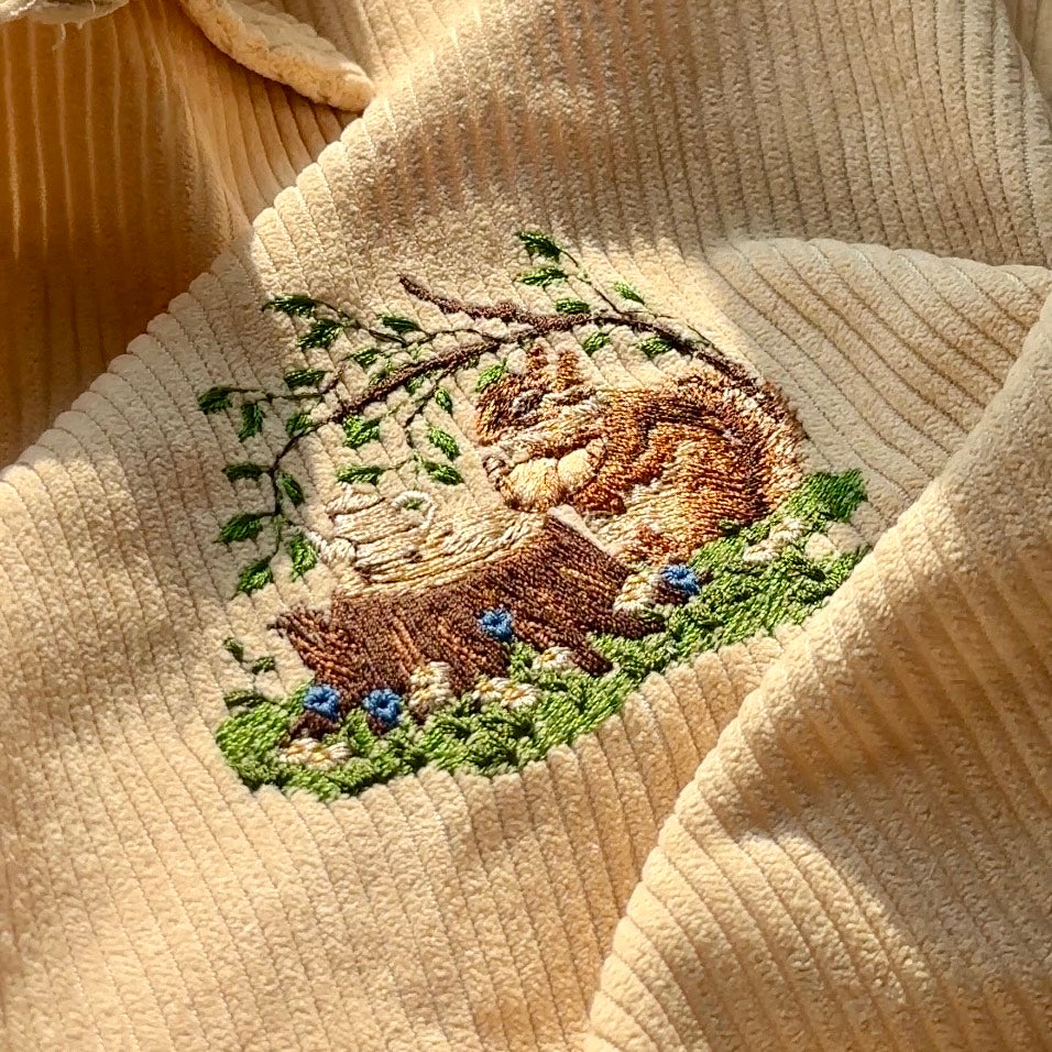 リスのティータイム