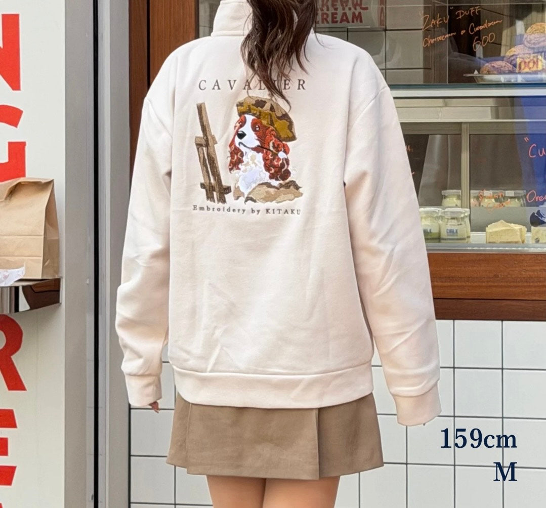 キャバリア画伯のハーフジップ